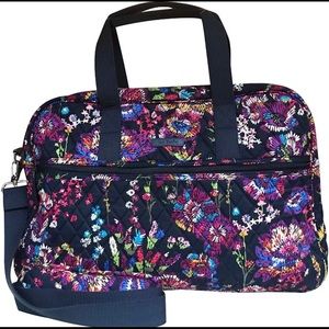 Vera Bradley compact traveler bag